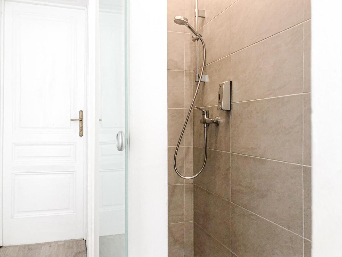 Vibrant 3br Near Akh Hospital - Perfect For Groups Apartment