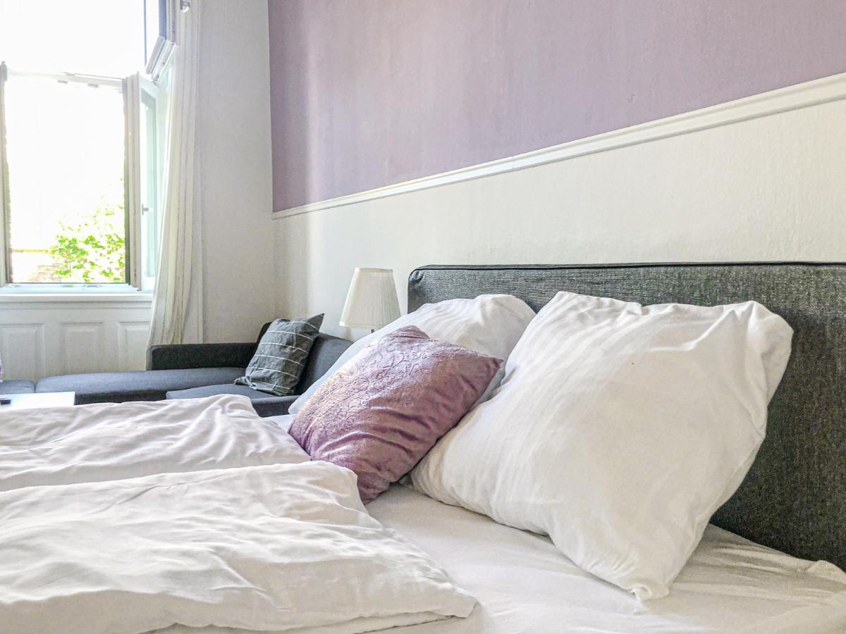 Vibrant 3br Near Akh Hospital - Perfect For Groups Apartament *